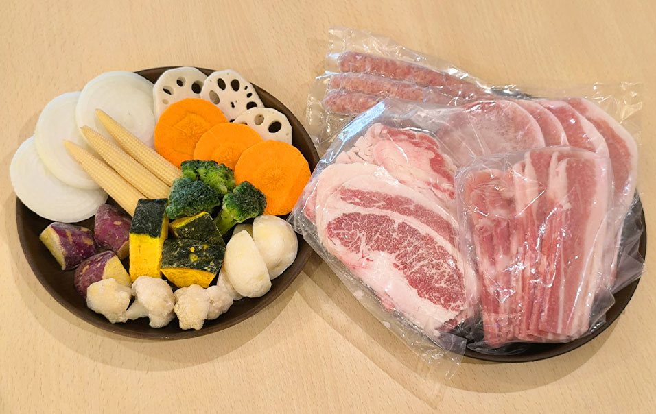 ビュッフェスタイルの食堂